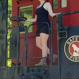 Meet your Posher, Cat